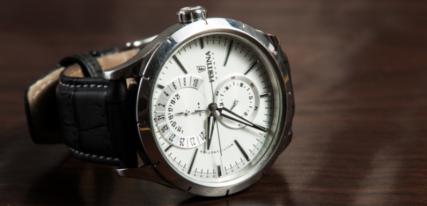 Single- Watch